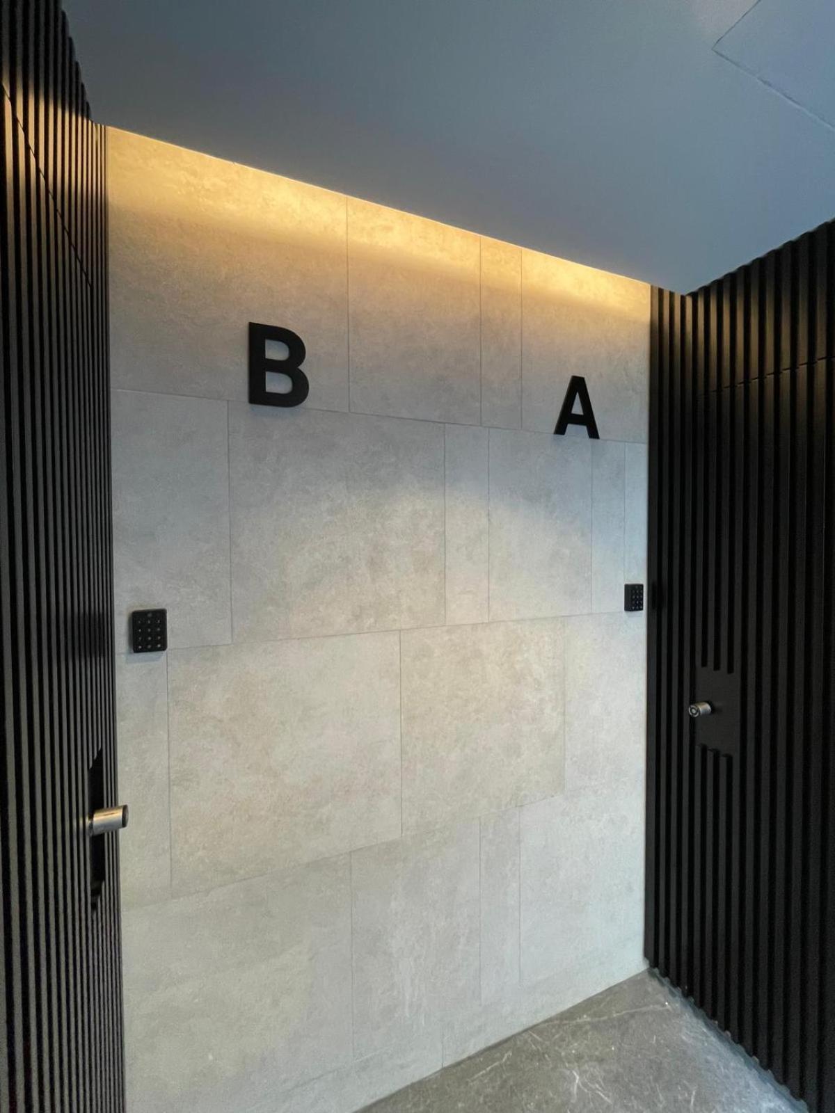 Apartment Dobo Madrid Palos Madrid